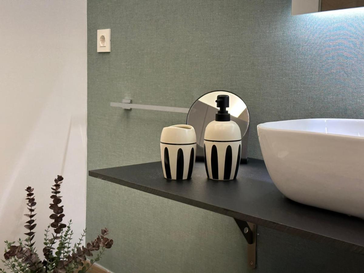 Suites 18 - Hostatel Granada Luaran gambar